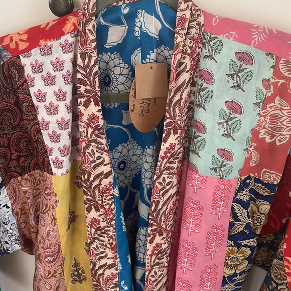 Colorful Artists Robe - Picture 2 of 4